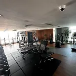 Cosy Modern Studio With Lake View And Rooftop Pool In Jlt Dubai